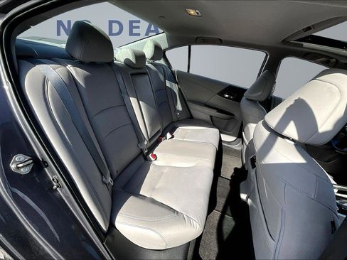 Used 2016 Honda Accord EX-L image 25
