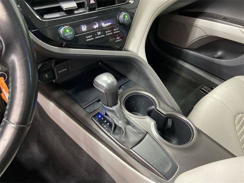 Certified 2021 Toyota Camry SE FWD image 21