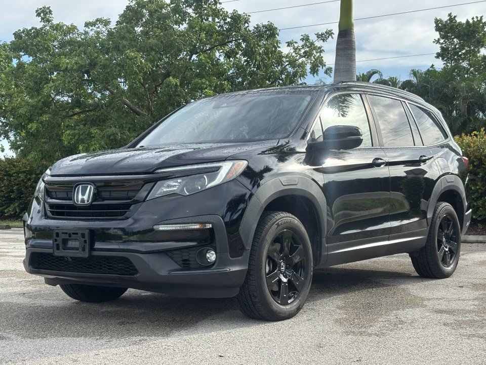 Used 2022 Honda Pilot TrailSport image 2