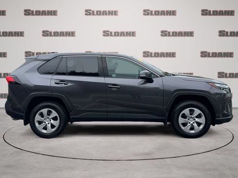 Used 2024 Toyota RAV4 LE AWD/4WD image 6