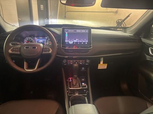 New 2026 Jeep Compass Limited image 24