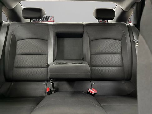 Used 2024 Chevrolet Malibu LT image 18