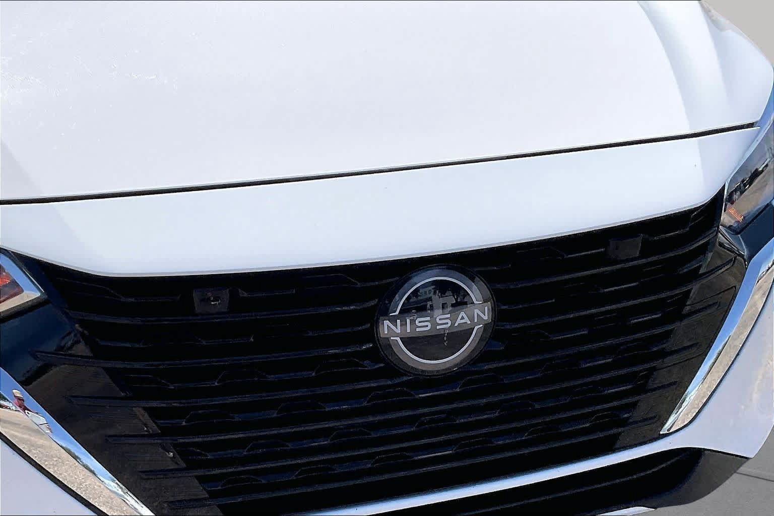 Used 2025 Nissan Sentra SV FWD image 28