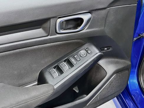 Used 2023 Honda Civic Sport image 17