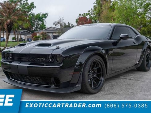 Used 2023 Dodge Challenger SRT Hellcat image 1