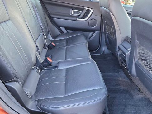 Used 2018 Land Rover Discovery Sport HSE image 27