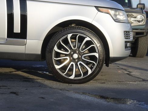 Used 2014 Land Rover Range Rover HSE image 4