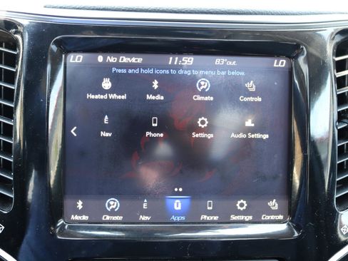 Used 2020 Jeep Cherokee Limited image 26