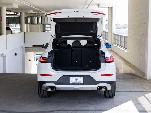 Certified 2025 BMW X4 xDrive30i image 22