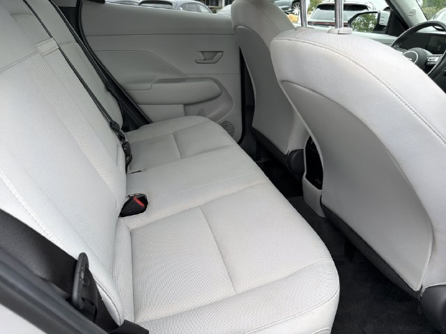 Used 2025 Hyundai Kona SEL AWD/4WD image 27