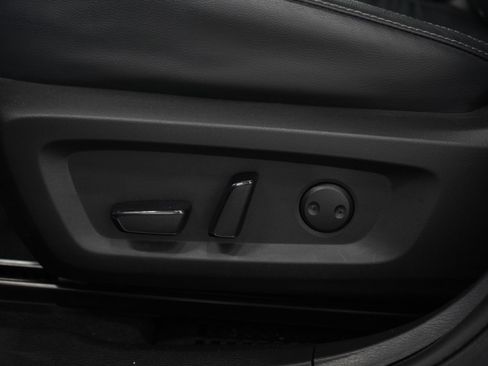 Used 2023 Mitsubishi Outlander SEL image 30