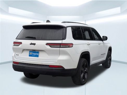 Used 2024 Jeep Grand Cherokee L Laredo image 6