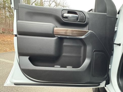 Used 2023 Chevrolet Silverado 2500 LT w/ Convenience Package image 13