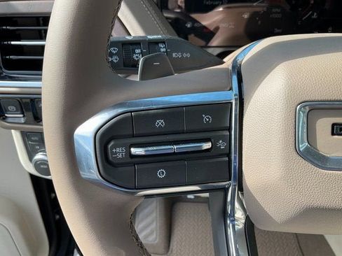 New 2026 GMC Yukon XL Denali w/ Sun & Power Step Package image 9