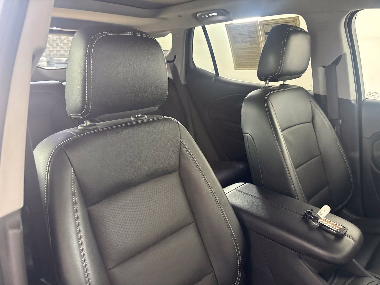 Used 2023 GMC Terrain SLT w/ Infotainment Package II AWD/4WD image 36