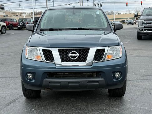 Used 2013 Nissan Frontier SV w/ SV Value Truck Pkg image 8