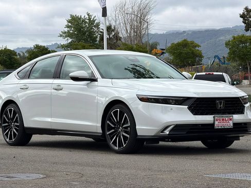 New 2026 Honda Accord Touring image 2