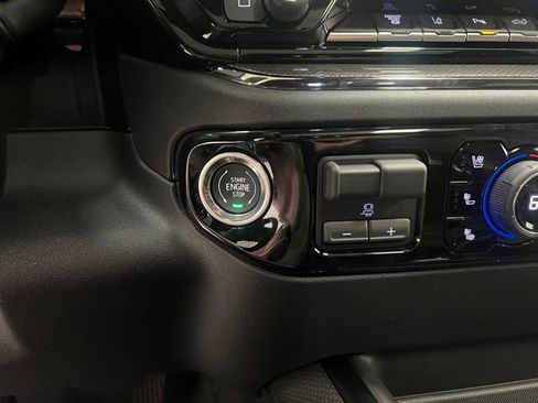 New 2026 Chevrolet Silverado 2500 ZR2 w/ LPO, Dark Essentials Package AWD/4WD image 11