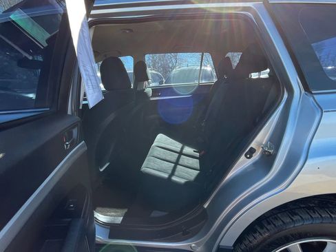 Used 2014 Subaru Outback 2.5i w/ Alloy Wheel Package image 18