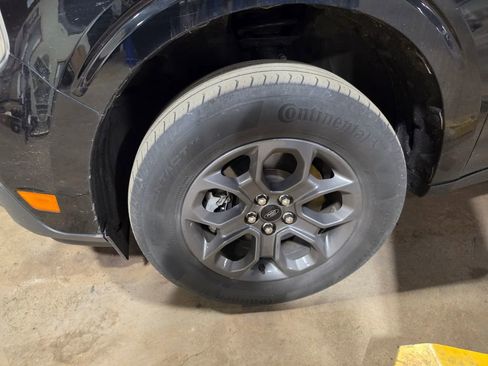 Used 2023 Ford Maverick XLT FWD image 3