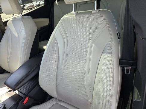 Used 2021 Ford Mustang Mach-E Premium RWD image 16