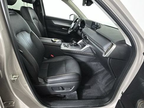 Used 2024 MAZDA CX-90 Plug-In Hybrid w/ Preferred AWD/4WD image 31