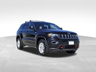 Used 2018 Jeep Grand Cherokee Laredo video 1