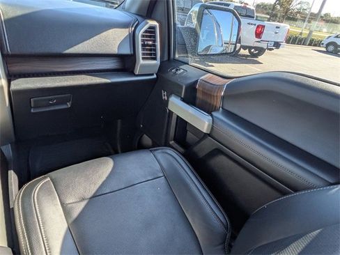 Used 2017 Ford F150 Lariat w/ Equipment Group 502A Luxury image 16