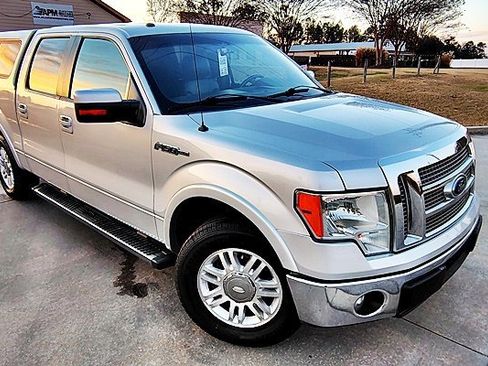 Used 2012 Ford F150 Lariat w/ Lariat Plus Pkg image 4
