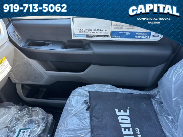 New 2027 Ford F250 XL w/ XL Chrome Package RWD image 29