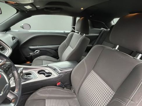 Used 2020 Dodge Challenger SXT image 16