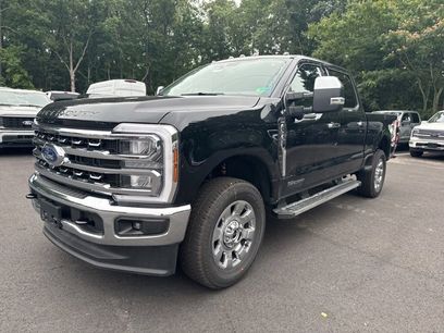New 2025 Ford F250 Lariat w/ Chrome Package