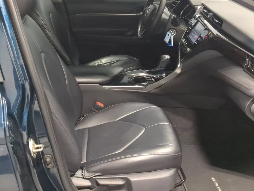 Used 2019 Toyota Camry LE FWD image 25