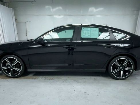 Used 2023 Honda Accord Sport image 5