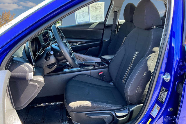 Used 2022 Hyundai Elantra SEL FWD image 20