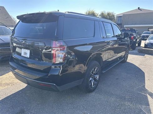 Used 2021 Chevrolet Suburban Z71 image 6