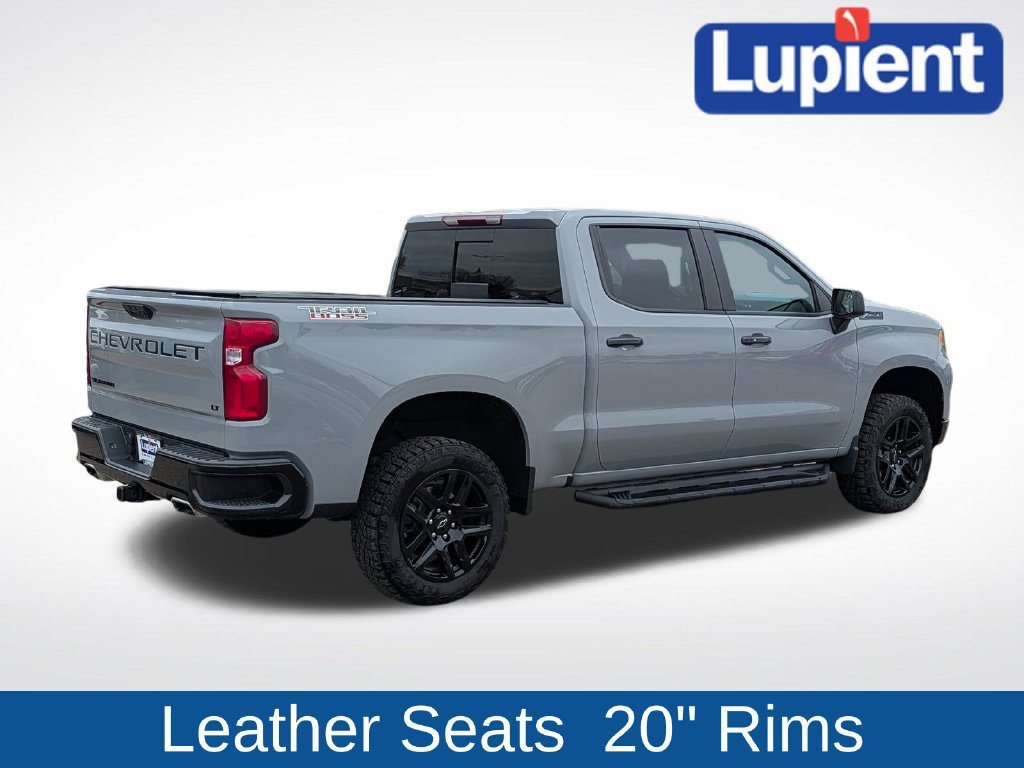 Used 2024 Chevrolet Silverado 1500 LT Trail Boss w/ Convenience Package II AWD/4WD image 3