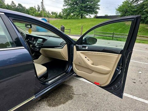 Used 2014 Kia Cadenza Premium image 17