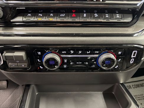 New 2026 Chevrolet Silverado 1500 ZR2 AWD/4WD image 18