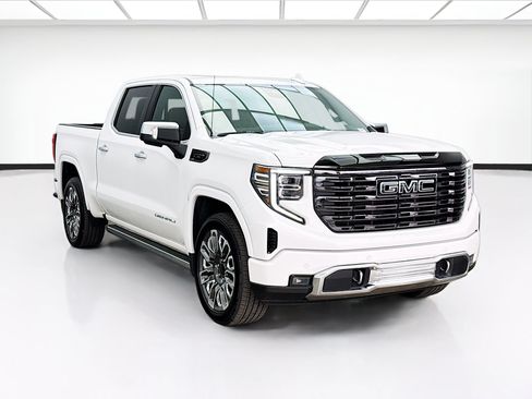 Used 2025 GMC Sierra 1500 Denali Ultimate AWD/4WD image 3