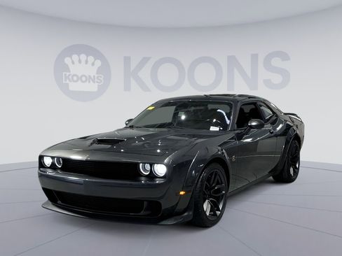 Used 2021 Dodge Challenger R/T Scat Pack RWD image 1