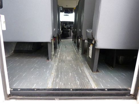 Used 2007 Chevrolet Express 3500 w/ School Bus Package image 16