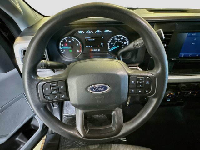 Used 2025 Ford F250 XLT w/ FX4 Off-Road Package AWD/4WD image 11