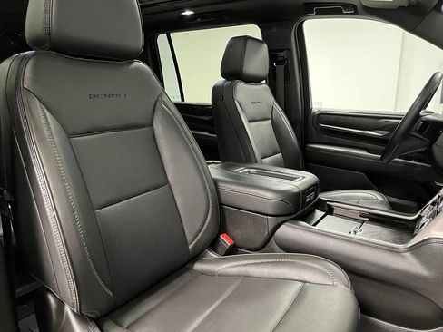 Used 2023 GMC Yukon XL Denali w/ Max Trailering Package AWD/4WD image 61
