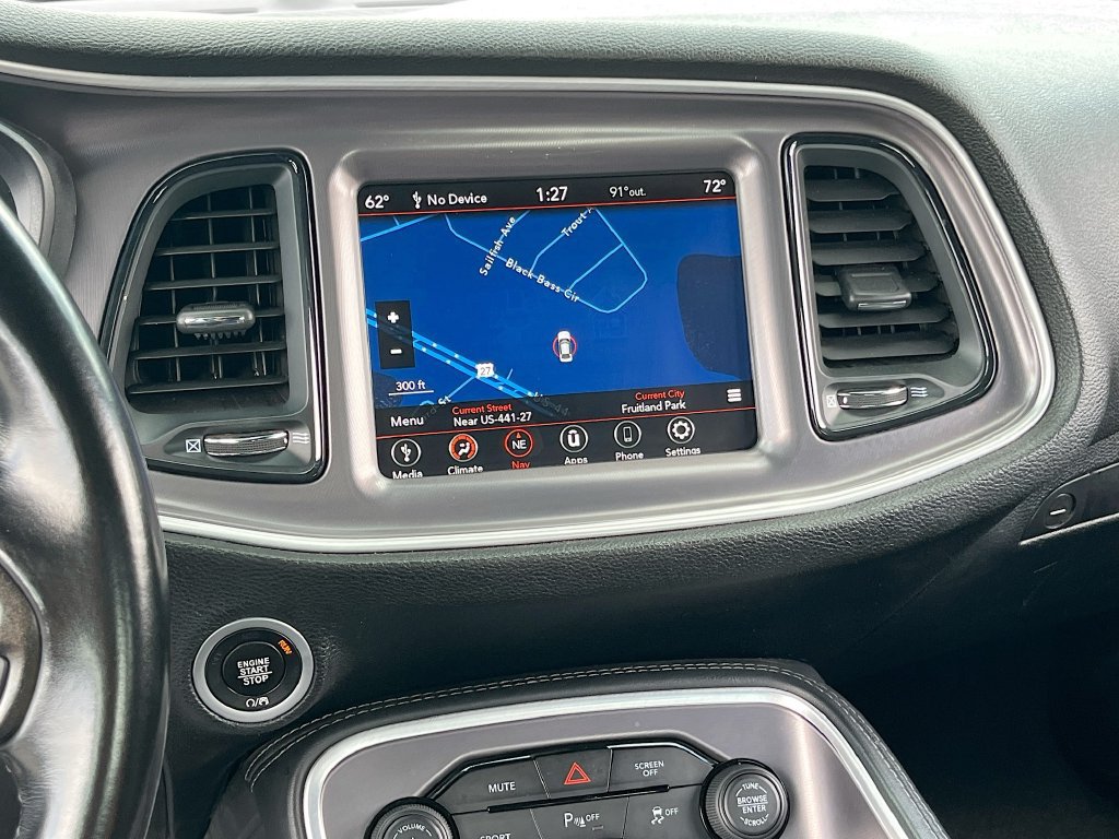 Used 2021 Dodge Challenger SXT w/ Driver Convenience Group AWD/4WD image 13