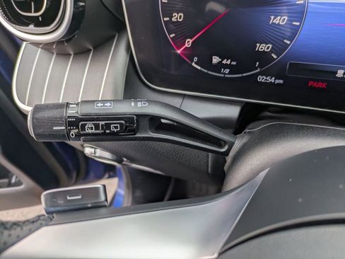 Used 2023 Mercedes-Benz GLC 300 GLC 300 image 30