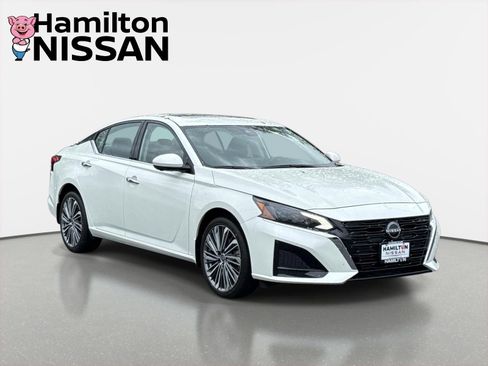 Used 2023 Nissan Altima 2.5 SL AWD/4WD image 1