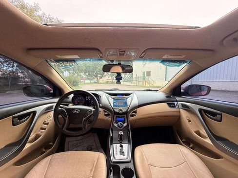 Used 2013 Hyundai Elantra Limited w/ Technology Pkg FWD image 14