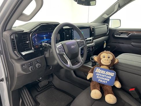 New 2024 Chevrolet Silverado 1500 RST w/ All Star Edition Plus image 9