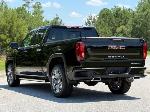 New 2026 GMC Sierra 1500 Denali w/ Denali Reserve Package AWD/4WD image 11